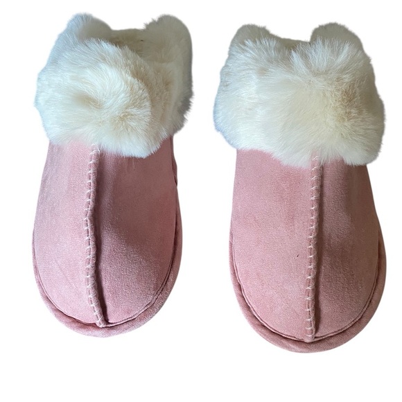 Cozy Pink Slippers with White Fur Trim Size 8 - Picture 3 of 7